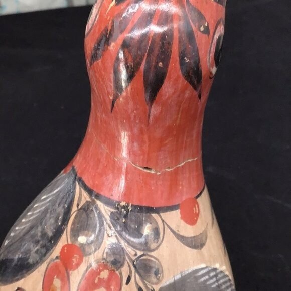 Vintage Hand-Painted Ceramic Bird Figurine Folk Art Style Collectible Home Decor - Picture 7 of 8